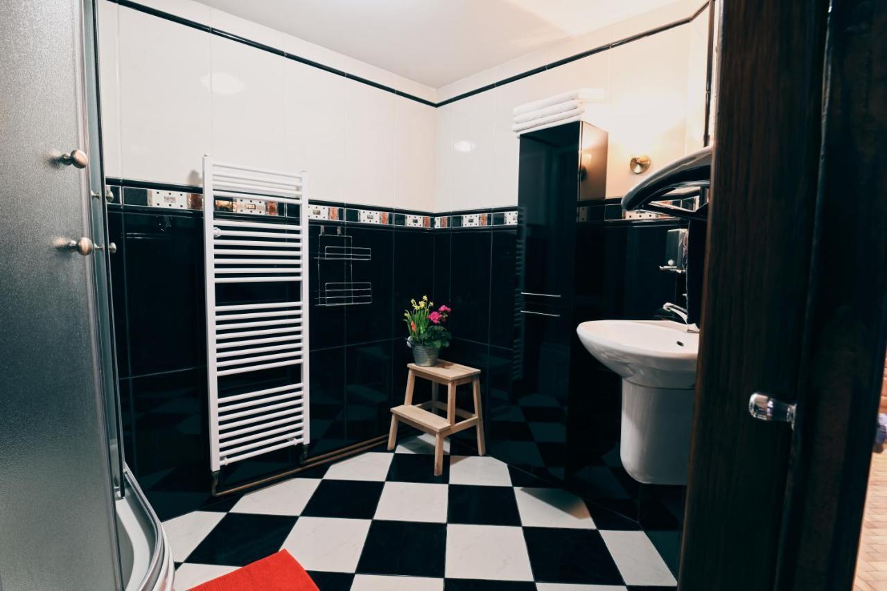 Kutna Hora Apartment Luaran gambar
